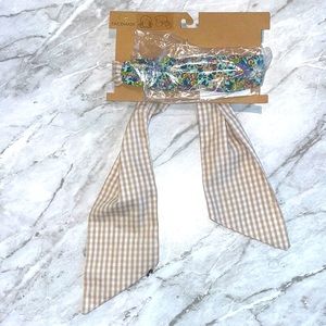 NWT Berry Floral Facemask